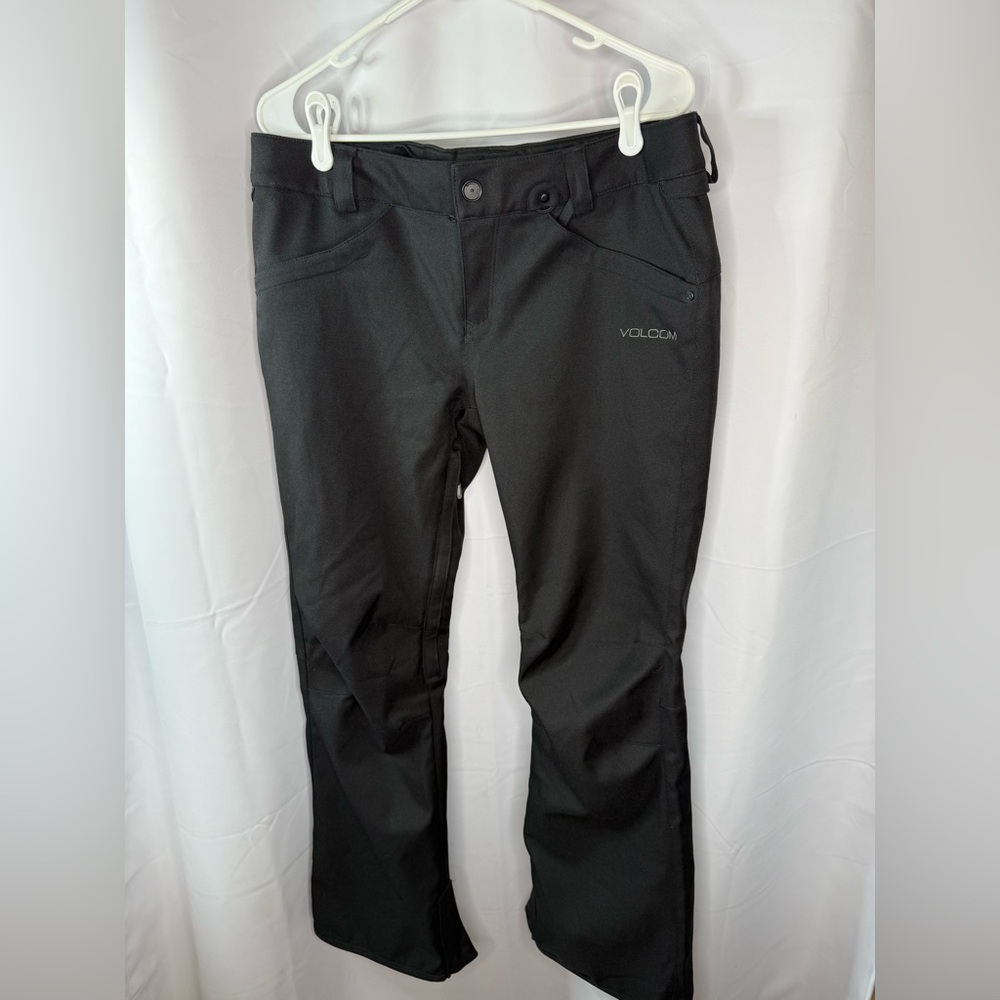Volcom women’s snowboarding ski pant size L